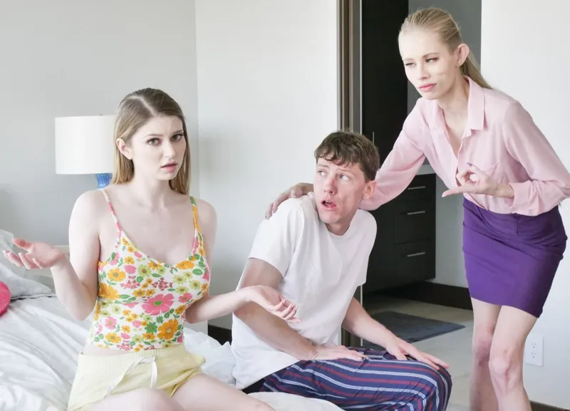 Mẹ kế bắt bé gái riêng của gã chồng xxx với cậu con trai